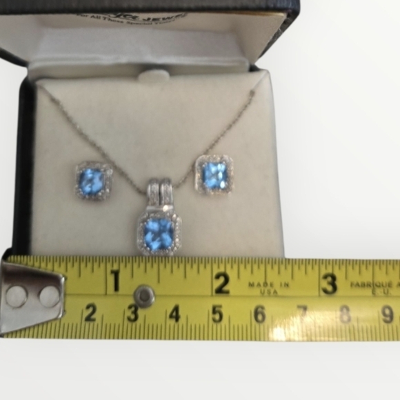 NIB BLUE TOPAZ AND DIAMOND NECKLACE AND EARING SET - Picture 4 of 6